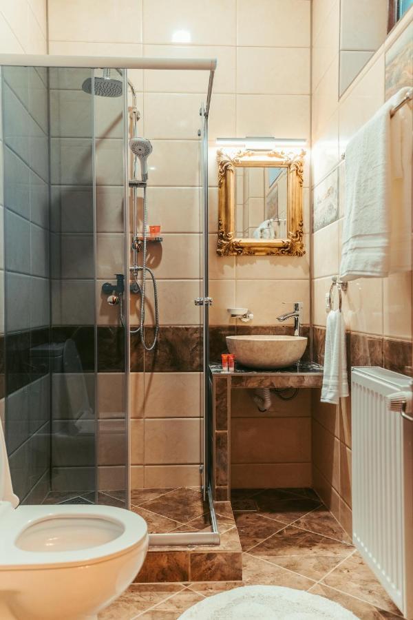 Vila Genia Câmpulung Moldovenesc Екстериор снимка